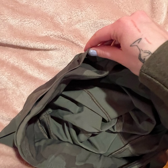 Lululemon Swift Speed with pockets - Picture 6 of 6